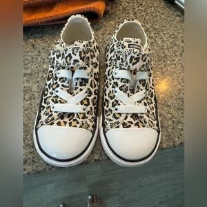Toddler Leopard Converse